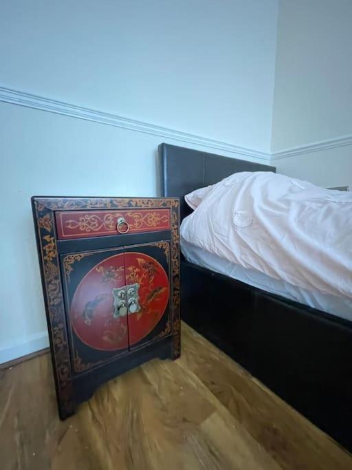 Spacious Bungalow In London, Near Central London, The Excel Centre And The O2, Ideal For Families Bagian luar foto